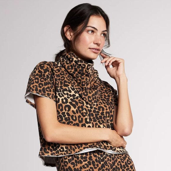 L & XL Yummy Sweater Co. T & Scarf Set "Chocolate Leopard" - NWT - Picture 1 of 3